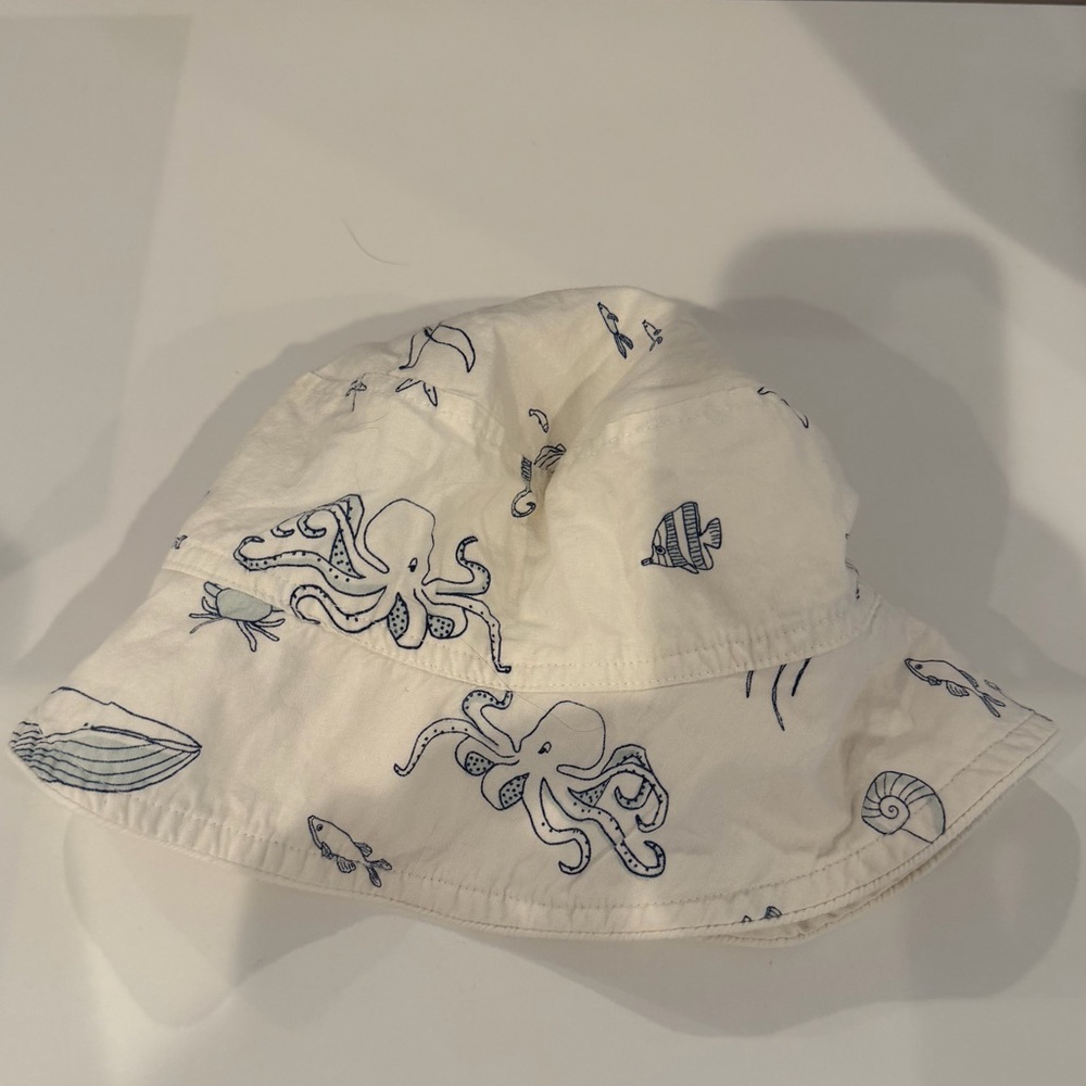 Pehr sunhat size 12-24 months. Never used
